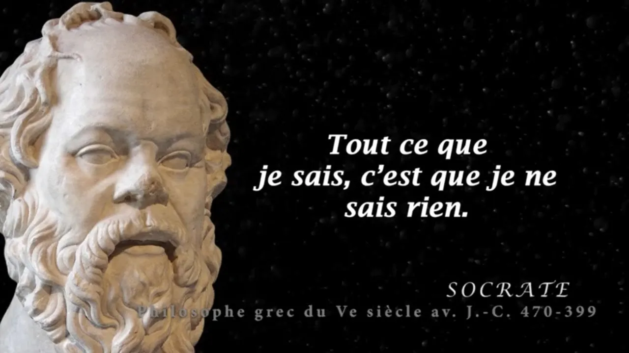Buste de Socrate avec citation Tout ce que je sais c’est que je ne sais rien.